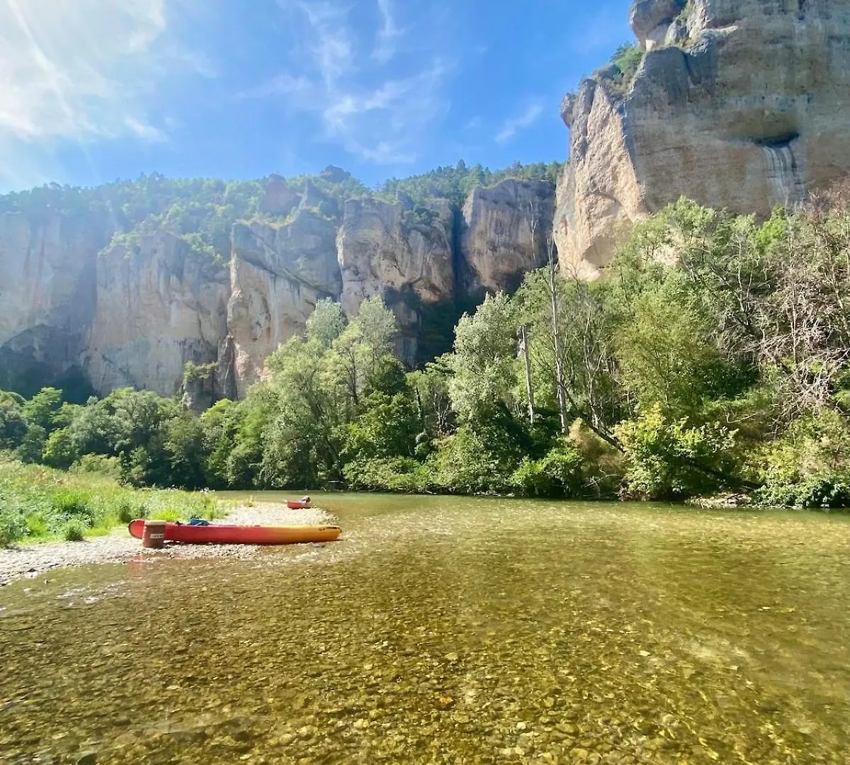 Сasa de vacaciones La Maison Du Ruisseau Strenquels Francia