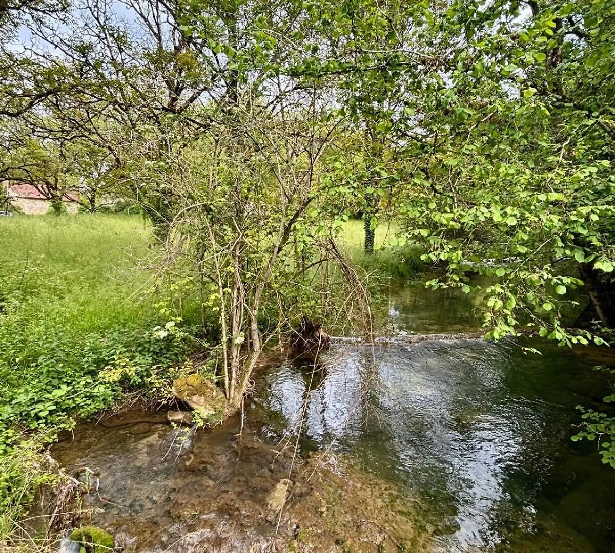 La Maison Du Ruisseau Strenquels Francia